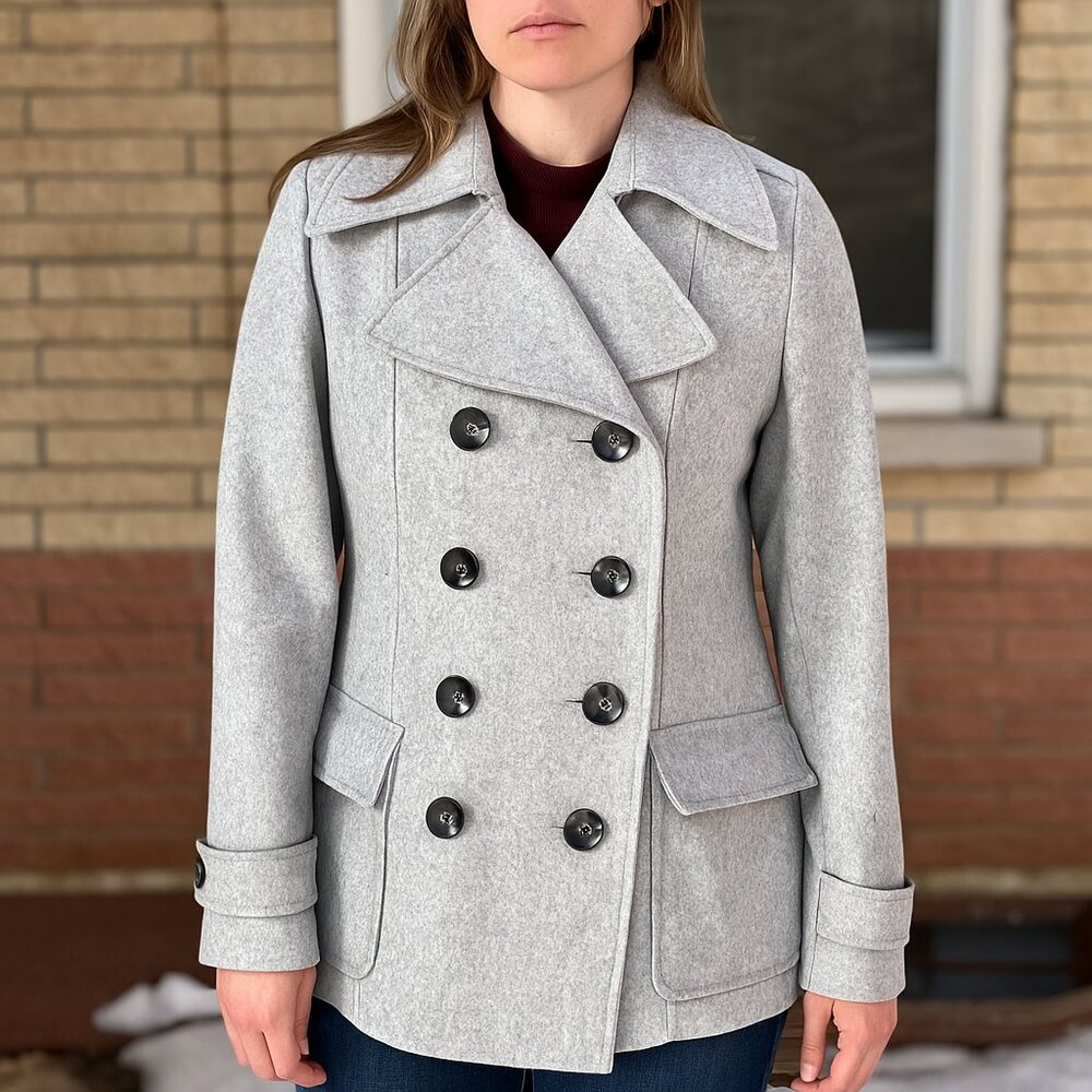 Stunning heavy early 2000s wool  poly, gray small New York, and Company pea coat